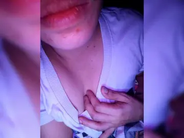 Adult Webcams with candicelovee - Bongacams