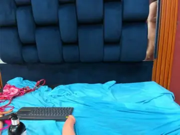 Live Sex Cam with Jisooluv - Bongacams