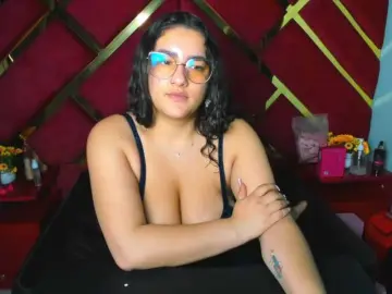 Nude Webcam with FreyjaNaugthy - Bongacams