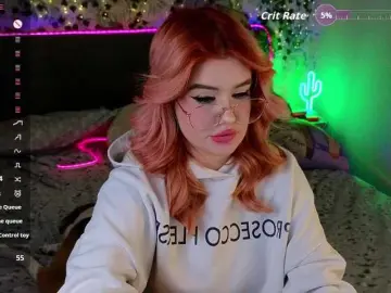 Live Sex Cam with RedVelveten - Bongacams