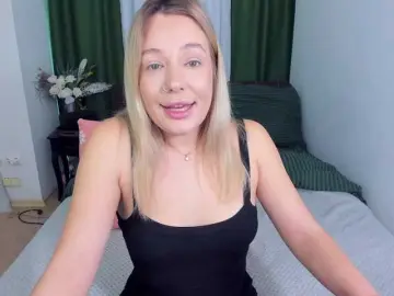 Live Porn with LaurenMorry - Bongacams