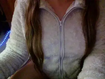 Best live sex cam show with Kitty21 - Bongacams