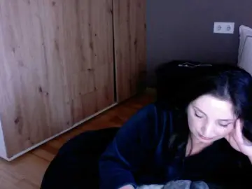 Watch Live Sex Cams with Succubus13 - Bongacams
