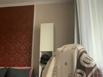 Free Live Porn with SweetQueen11 - Bongacams