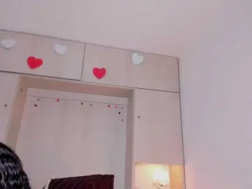 Live Sex with JadeeMuller - Bongacams