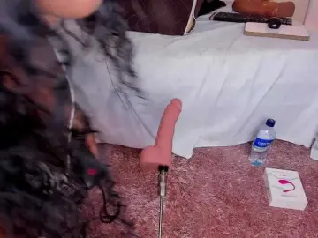 Adult Webcams with JadeeMuller - Bongacams