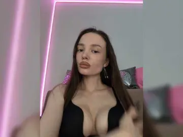 Adult Webcams with MiamiMur - Bongacams