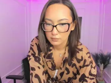 Live Sex Cam with EvaSarazardje - Bongacams