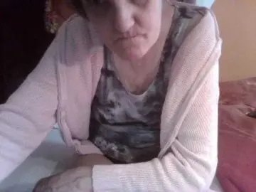 Free Live Porn with Issabela56 - Bongacams