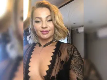 Private Sex Chat with AngelGlowx - Bongacams