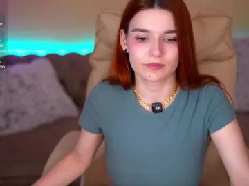 Sex Cam with RedShinee - Bongacams