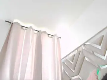 Live Sex with AlanaRouse1 - Bongacams