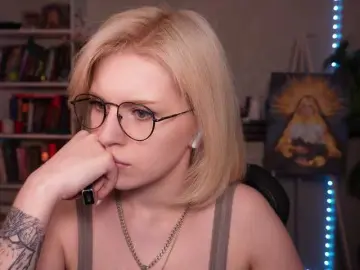 Adult Webcams with ChristieWade - Bongacams