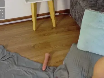 Free Porn Cam with Emma-sexxy - Bongacams