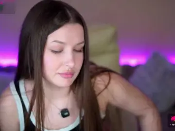 Sex Chat with OneLaya - Bongacams