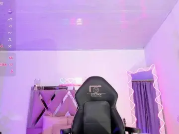 Adult Webcam with BABYVENU-TAY - Bongacams