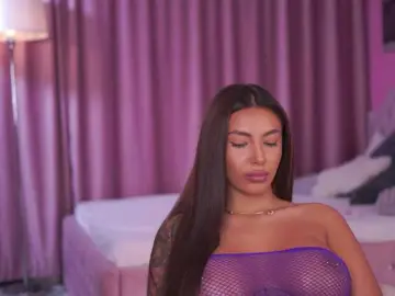 Best Webcam with AishaaDevoe - Bongacams