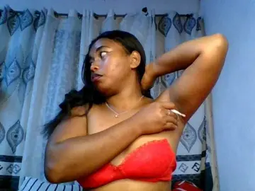 Best live sex cam show with Pauliemarie - Bongacams