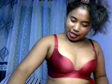 Live Porn with Pauliemarie - Bongacams
