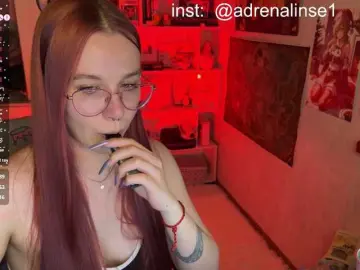 Adult Webcam with adrenalinse - Bongacams