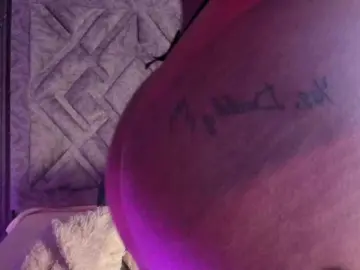 Best live sex cam show with Cole-Gox - Bongacams