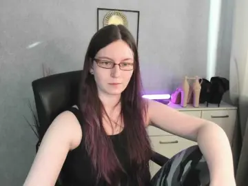 Nude Webcam with EmmaHeart - Bongacams