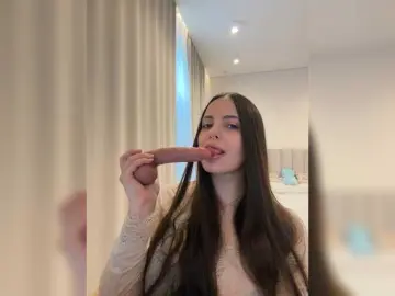 Watch Live Sex Cams with cherry-girl- - Bongacams