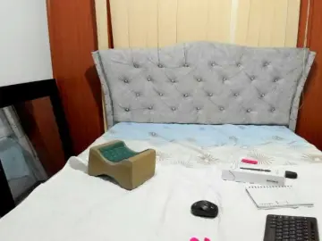 Best Webcam with Valymoon-69 - Bongacams