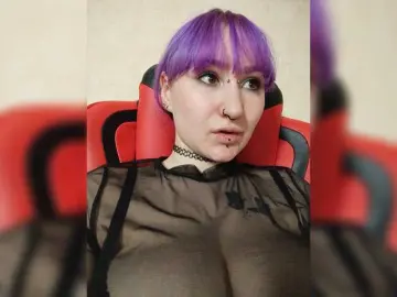 Adult Video Chat with Darcy-666 - Bongacams