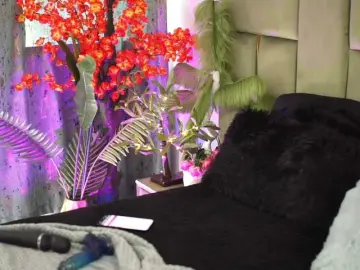 Watch Live Sex Cams with BlairLevine - Bongacams