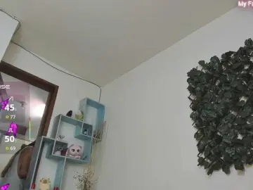 Sex Chat with DestinyHills - Bongacams