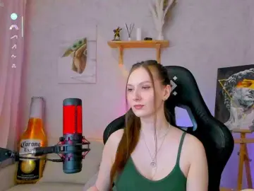 Live Sex with -Lovely - Bongacams