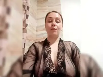 Best live sex cam show with Milka97 - Bongacams