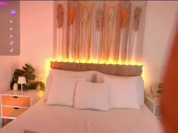 Live Porn with EvyOwens - Bongacams