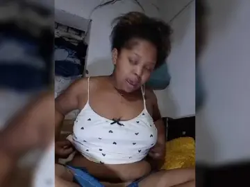 Best live sex cam show with Sexygirlbiz - Bongacams