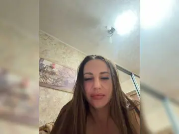 Private Sex Chat with LunaAurielle - Bongacams