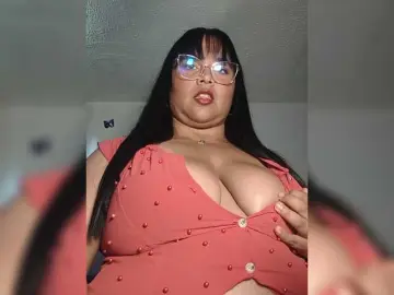 Sex Cam with CandyBrowm - Bongacams