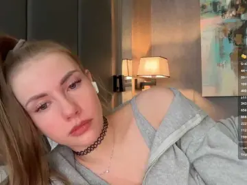 Best Webcam with -VikkiL0vesCheese- - Bongacams