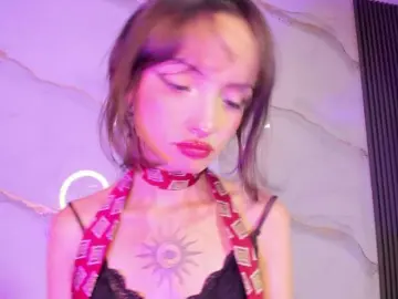 Free Porn Cam with MaddieStark - Bongacams