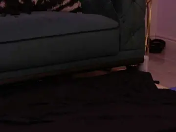 Watch Live Sex Cams with ScarletSnow - Bongacams