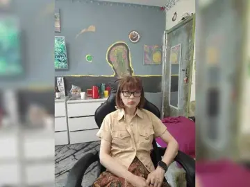 Live Sex Cam with Vikeyna - Bongacams