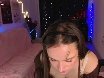 Adult Webcams with Lillians - Bongacams