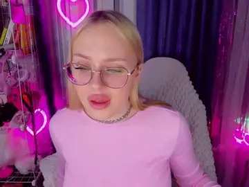 Watch Live Sex Cams with ElinaOcean - Bongacams