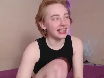 Nude Webcam with FlexxyLexy - Bongacams