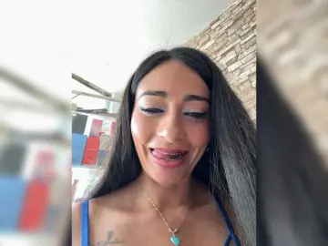 Nude Webcam with Bella-152 - Bongacams