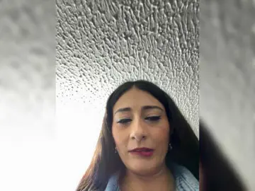 Live Sex with Bella-152 - Bongacams