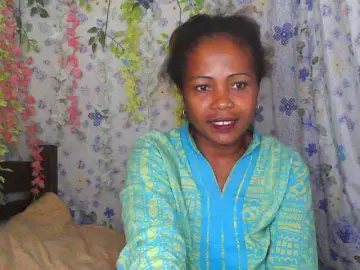 Free Porn Cam with Sexywife1 - Bongacams