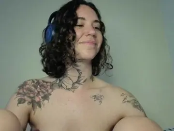 Watch Live Sex Cams with Sakura-Honey - Bongacams
