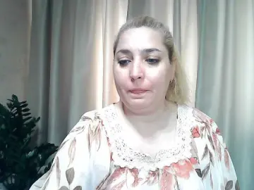 Free Live Porn with KickaIricka - Bongacams