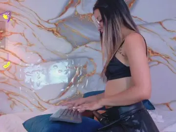 Free Live Porn with SamanthaEcheverry - Bongacams